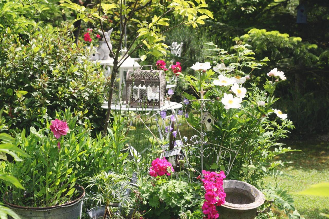 Bed and Breakfast Le Bonheur A La Campagne Lesmont Экстерьер фото
